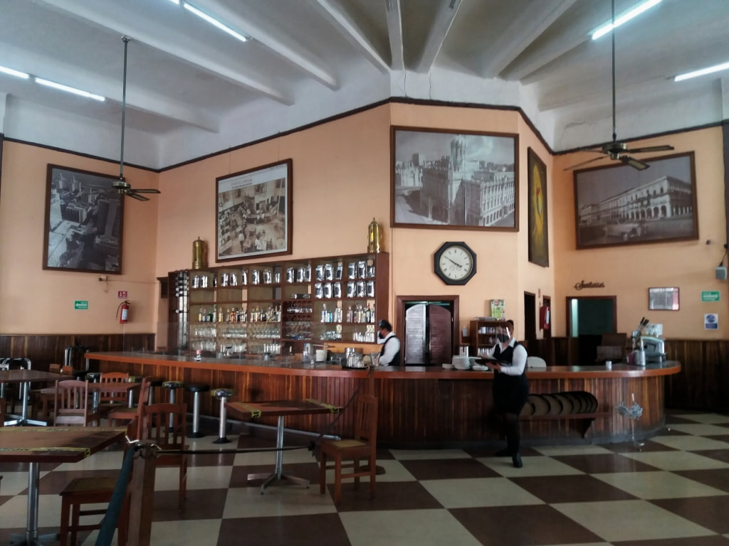 Café La Habana in Mexico City