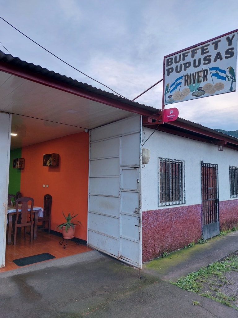 Buffet y Pupusas sign in Jinotega