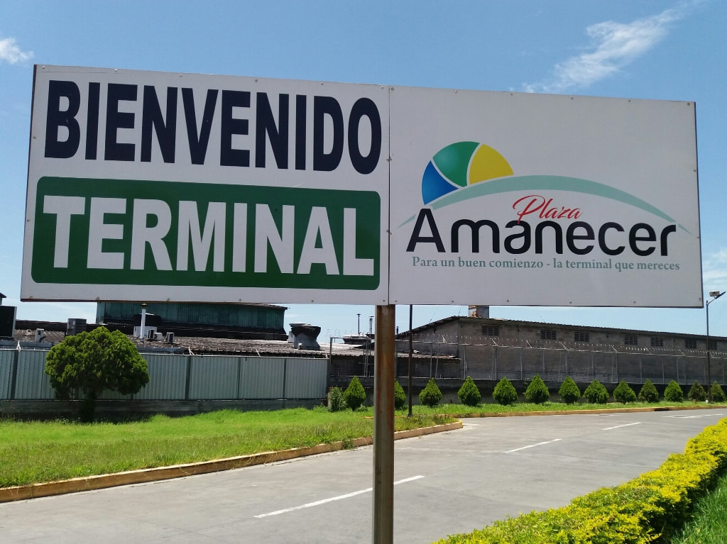 terminal nuevo amanecer sign in San Salvador