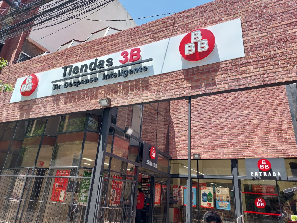 Tiendas 3B supermarket in mexico City