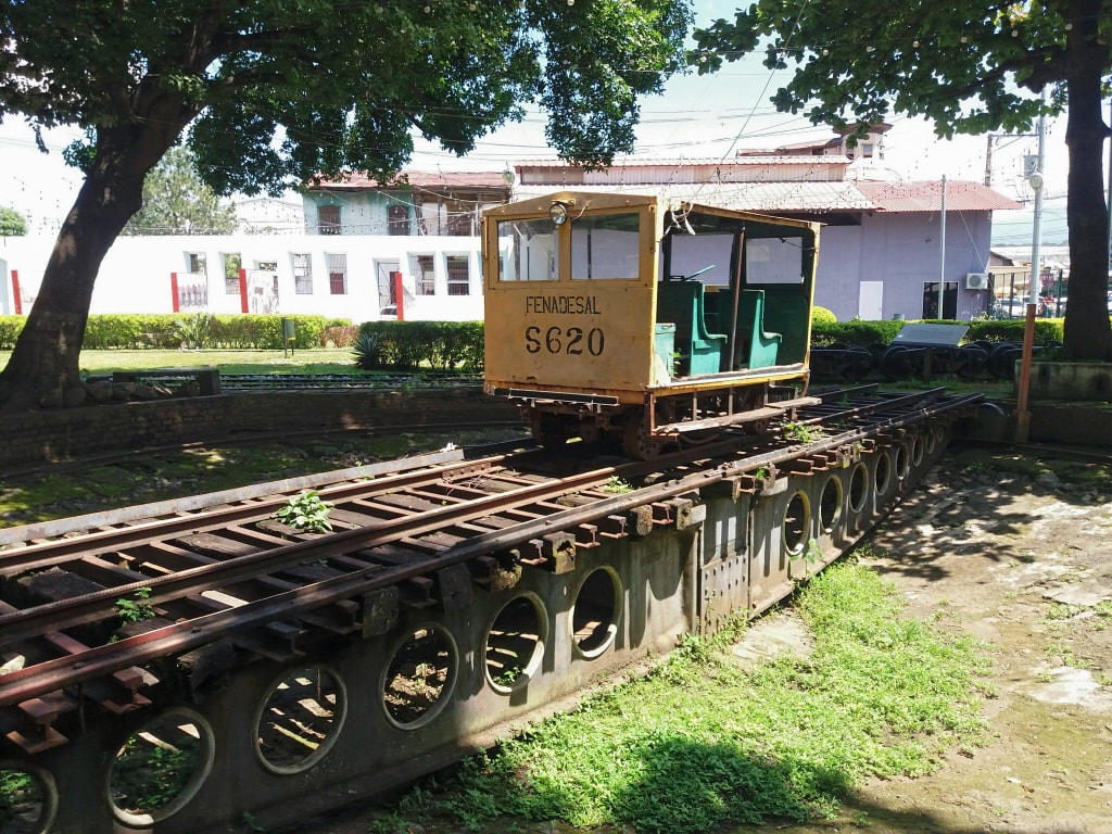  permanent way vehicle on the turntable at the Museo del Ferrocarril/Railway Museum in Sonsonate, El Salvador