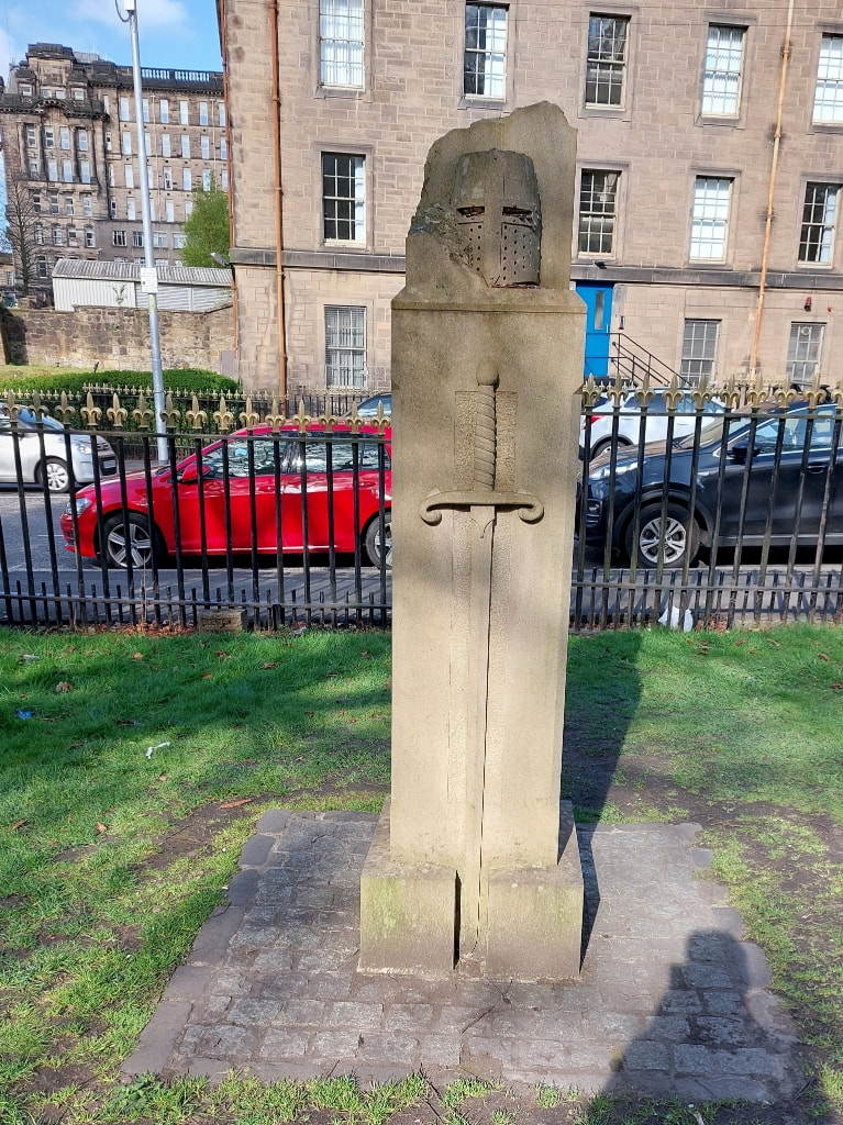 Monument to Wallace in the Necropolis in Glasgow