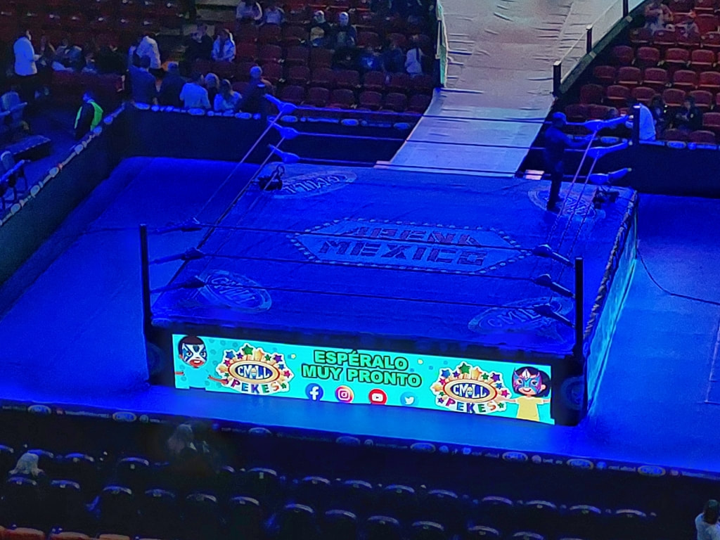 Wrestling at the Arena Mexico in CDMX