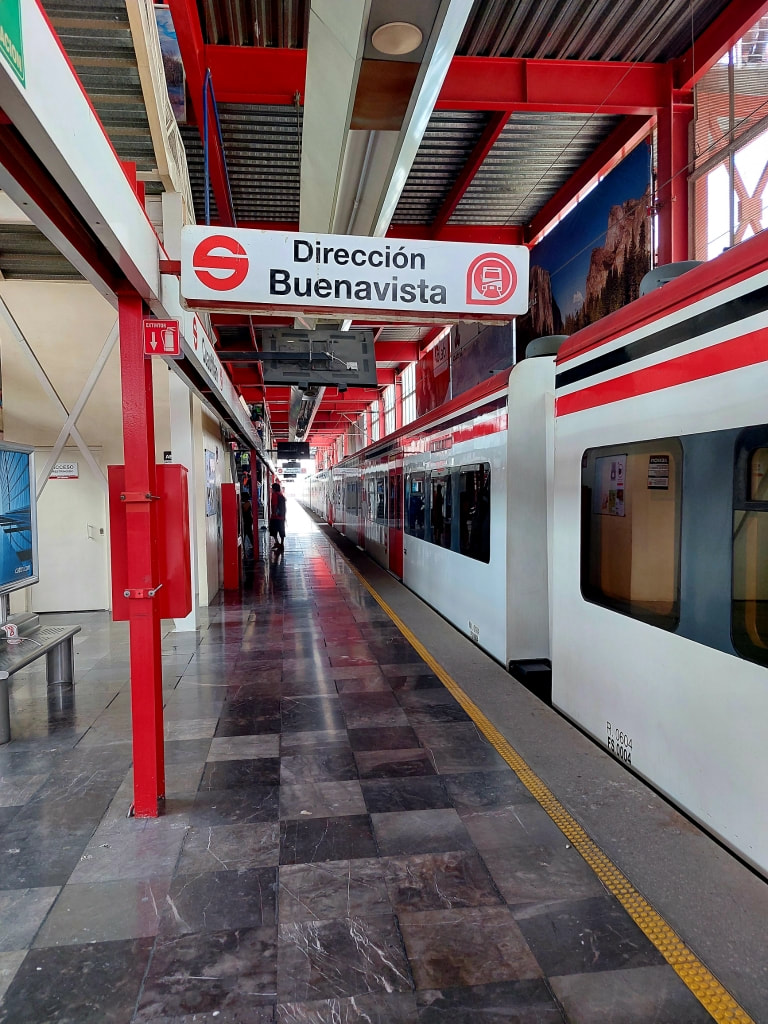 the Tren Suburbano from Buenavista to Cuautitlán