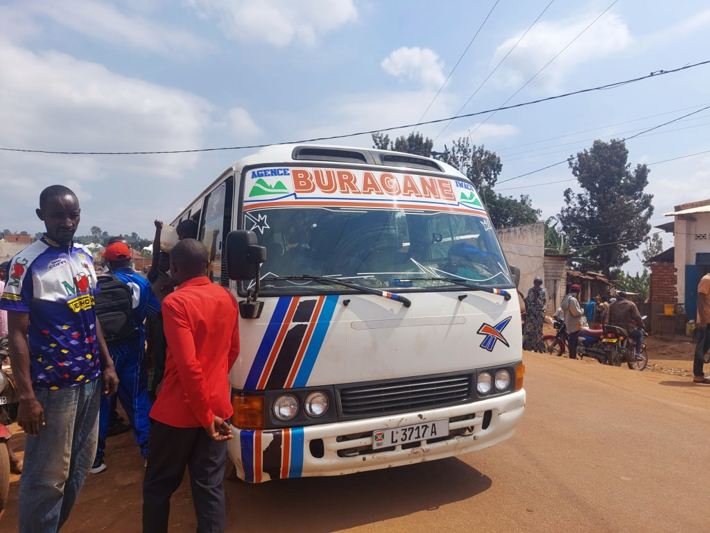 Rutana to Makamba by bus, Burundi