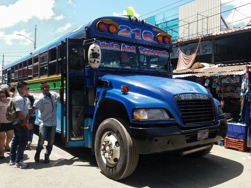 How to get from Santa Ana to Sonsonate by chicken bus