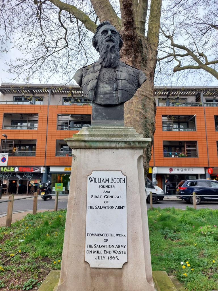 bust of william booth in whitechapel, london