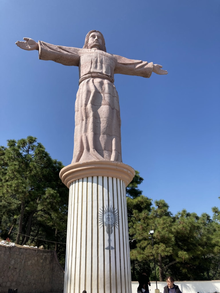 El Cristo Monumental de Taxco