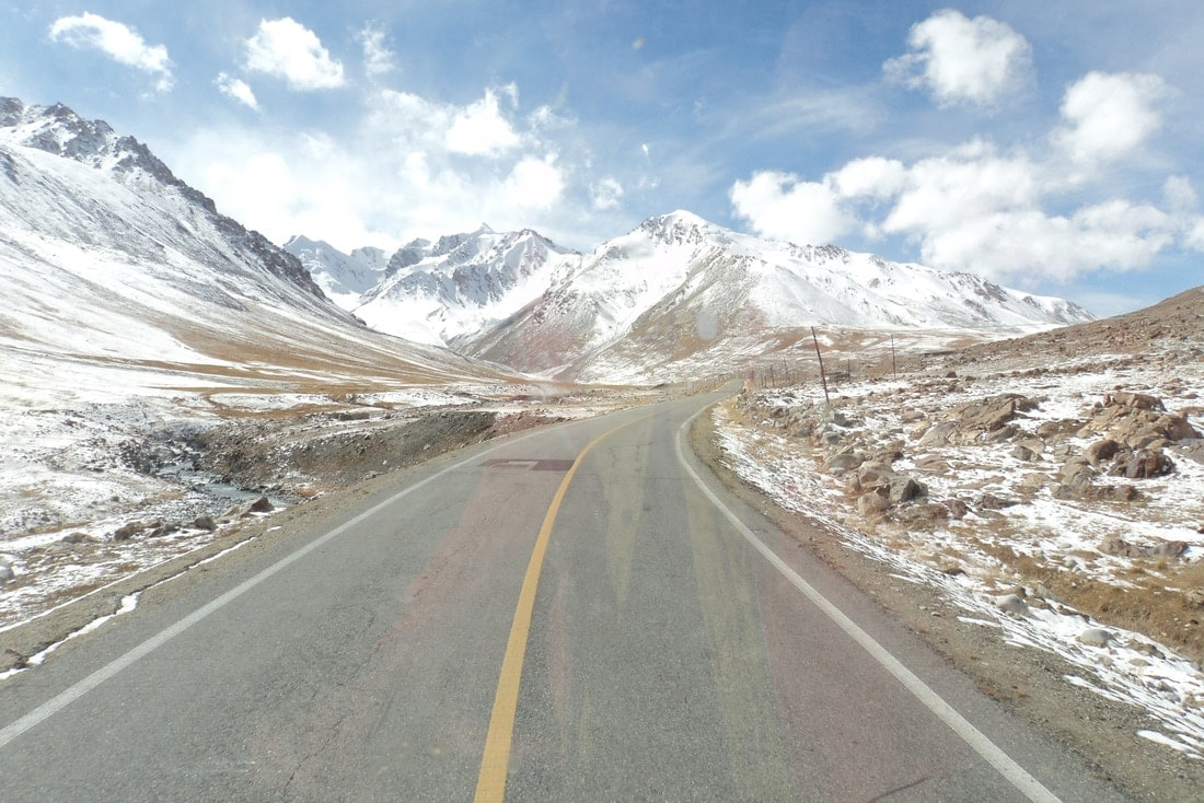 Kashgar to Sost | China Pakistan Border Crossing | Karakoram Highway