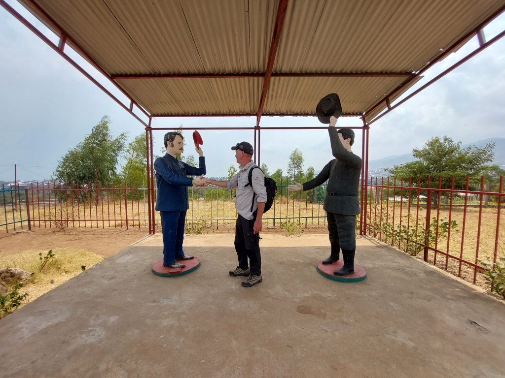Backpacking in Burundi: Livingstone - Stanley Monument near Bujumbura