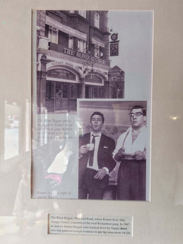 photo of the Kray twins at the blind beggar in whitechapel