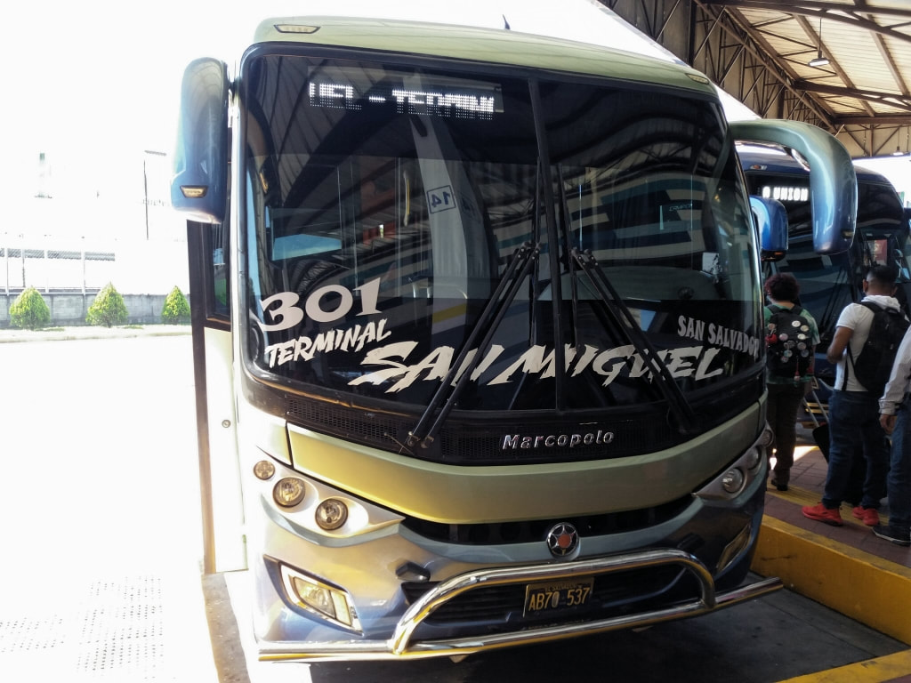 How to get from San Salvador to San Miguel by bus