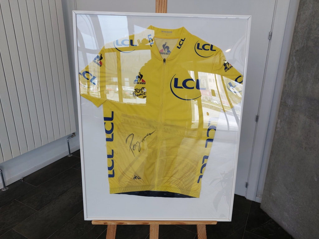 Tour de France yellow jersey signed by Tadej Pogačar