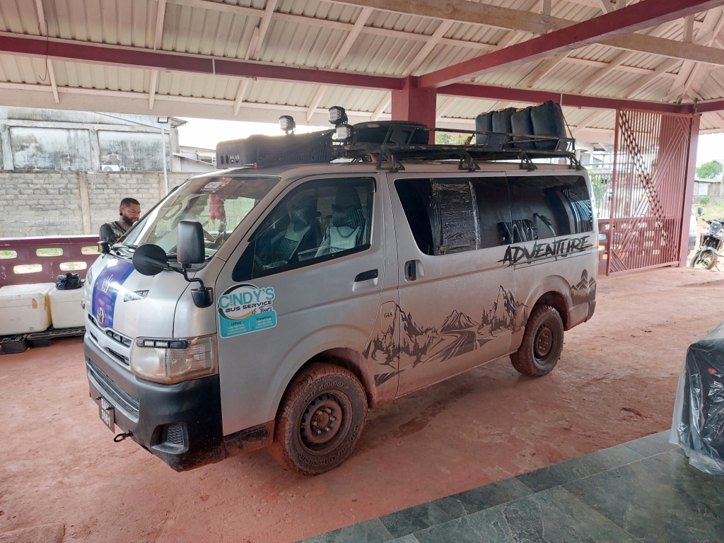Lethem to Georgetown minivan