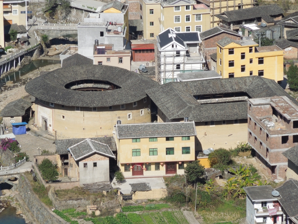 old and new in Yongding